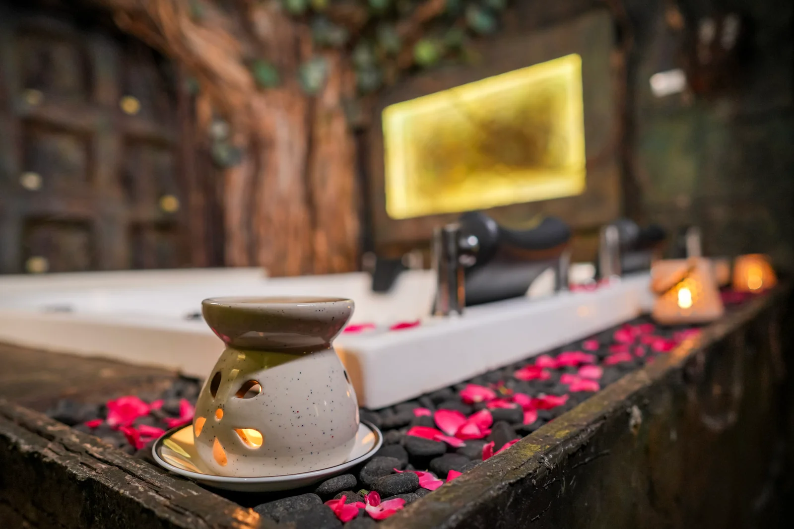 E Spa Anna Nagar – Signature Aroma Massage